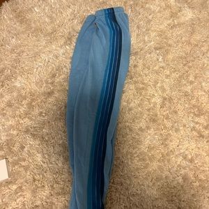 AVIATOR NATION SWEATS -SKY BLUE STRIPE